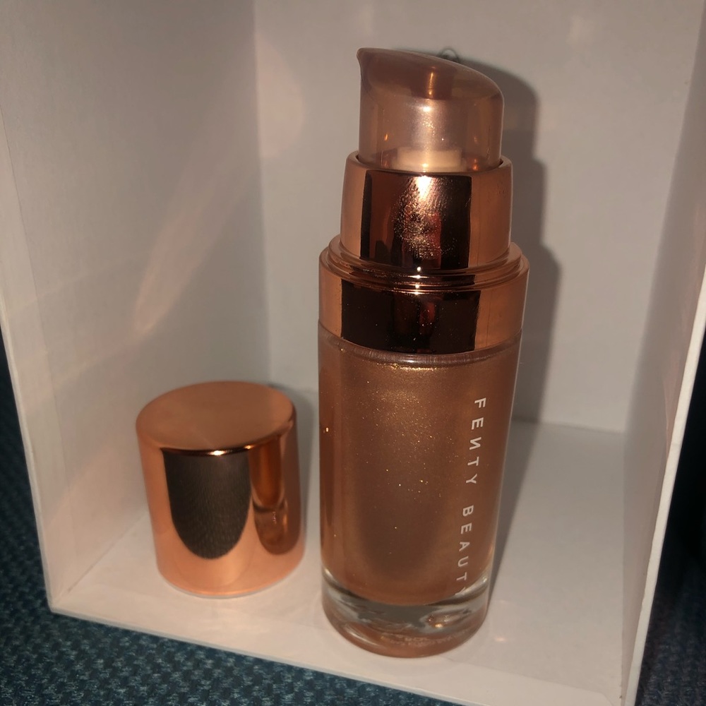 😎 Fenty Body Lava in “Who Needs Clothes?” 😎